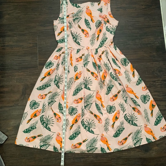 Retro Inspired Tropical Birds Dress - Picture 4 of 8